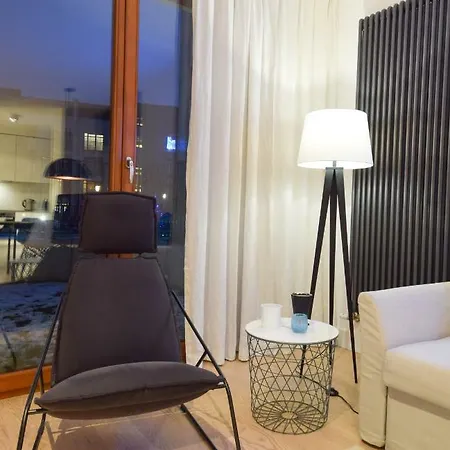 Apartamento Shortstaypoland Kieslowskiego